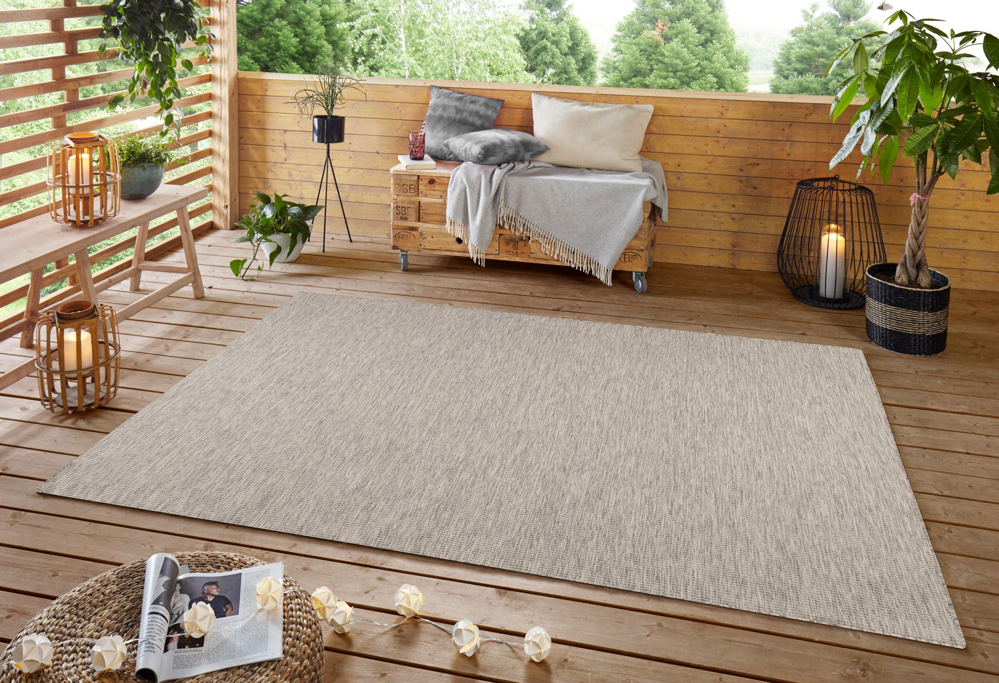 Quick Dry Solid Grey Indoor/Outdoor Rug